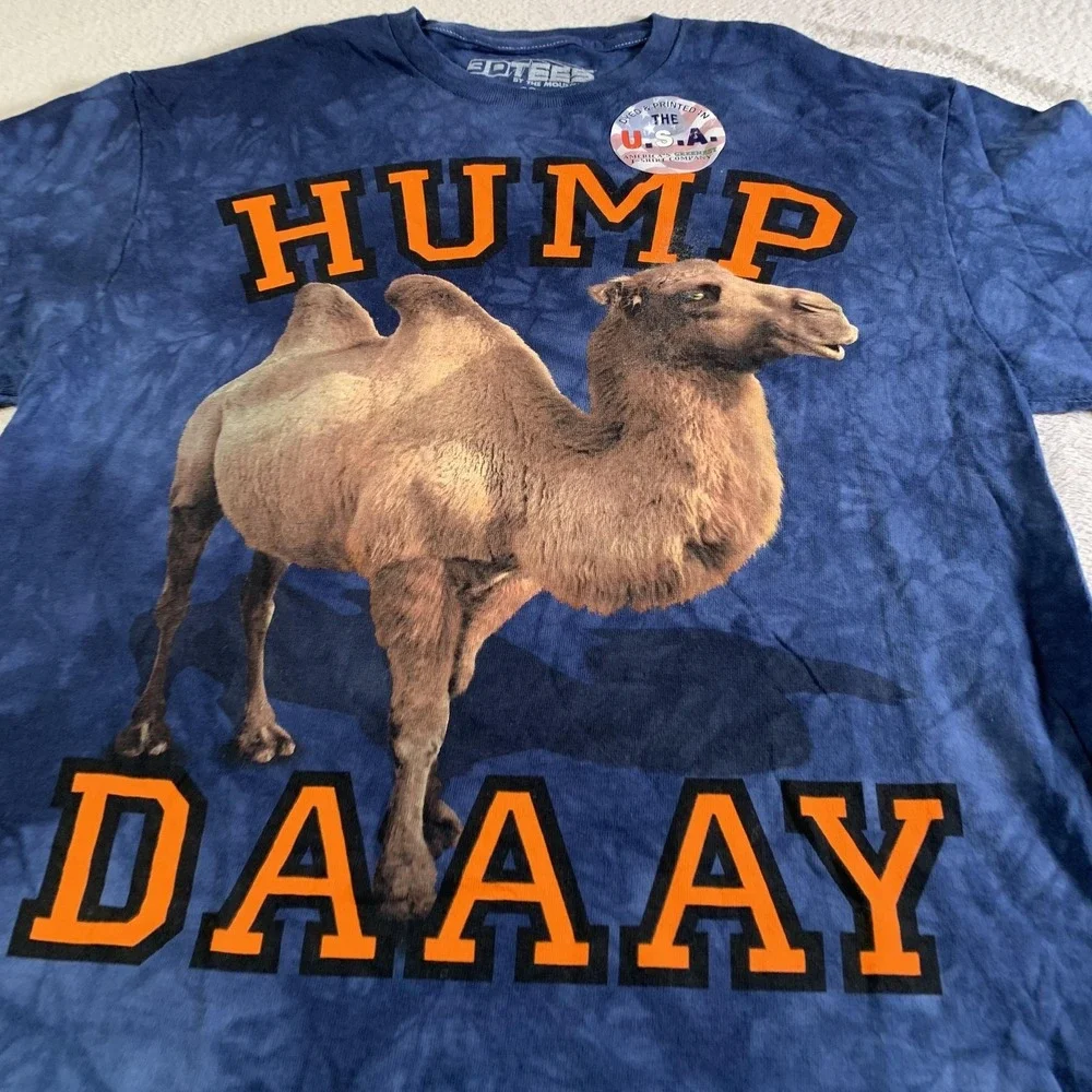 3DTEES By The Mountain Shirt Mens Medium Blue Hump Day Camel Graphic Tee Funny - Picture 2 of 8
